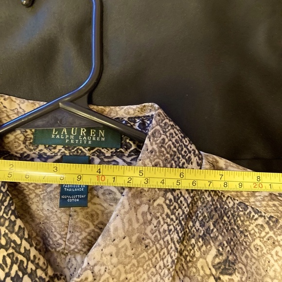 Lauren by Ralph Lauren, Petite Large, Snake Print, Button Down, Collar Shirt - Picture 13 of 16